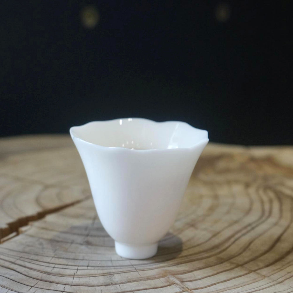 Jade Snow Bell | Handcrafted Blanc de Chine Magnolia Tea Cup