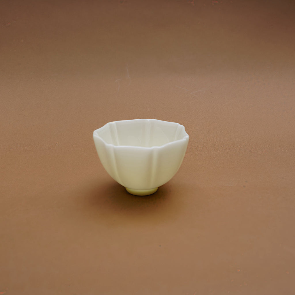 Dehua "Blanc de Chine" Chrysanthemum Petal Tea Cup