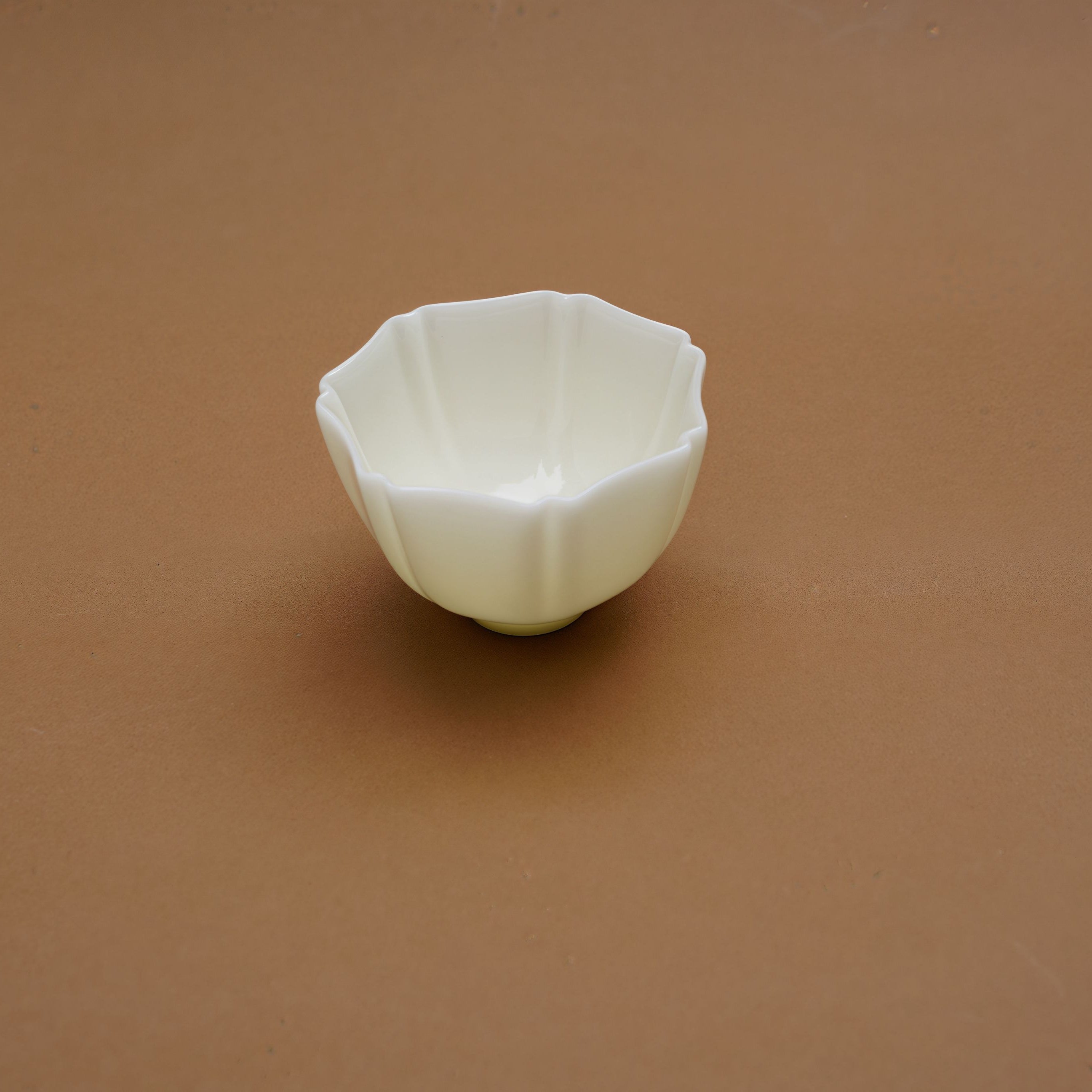 Dehua "Blanc de Chine" Chrysanthemum Petal Tea Cup